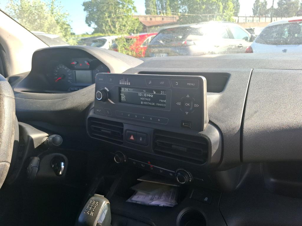 Peugeot PARTNER FOURGON STANDARD 650 KG BLUEHDI 100 S&S BVM5 PREMIUM 2020