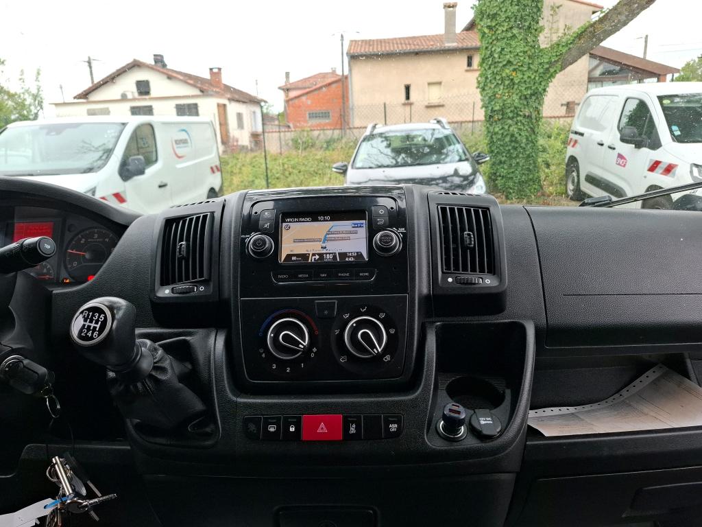 Peugeot BOXER TOLE 333 L2H2 BLUEHDI 120 S&S ASPHALT 2023