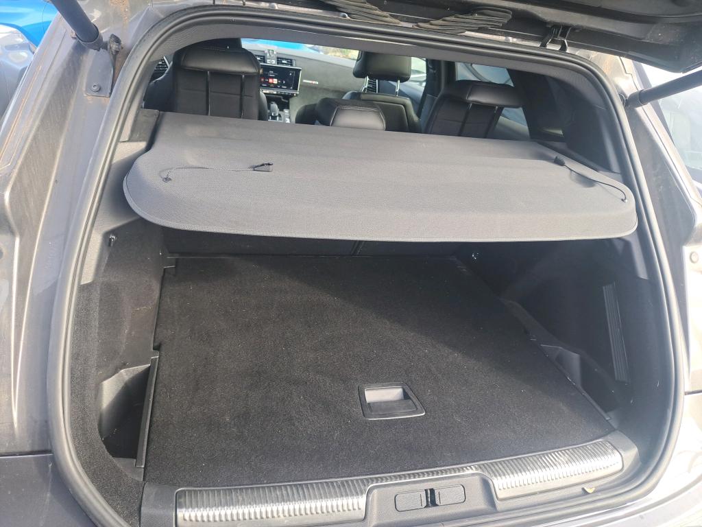 DS DS7 Crossback BlueHDi 180 EAT8 Performance Line+ 2020