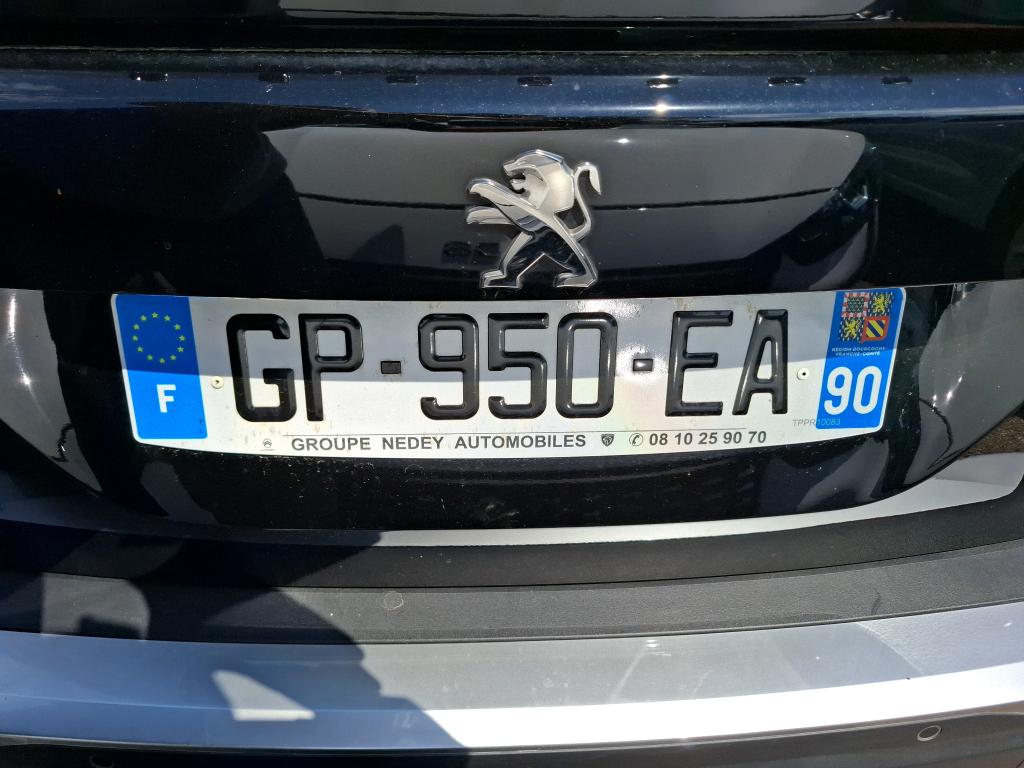 Peugeot 2008 BlueHDi 130 S&S EAT8 Allure 2023