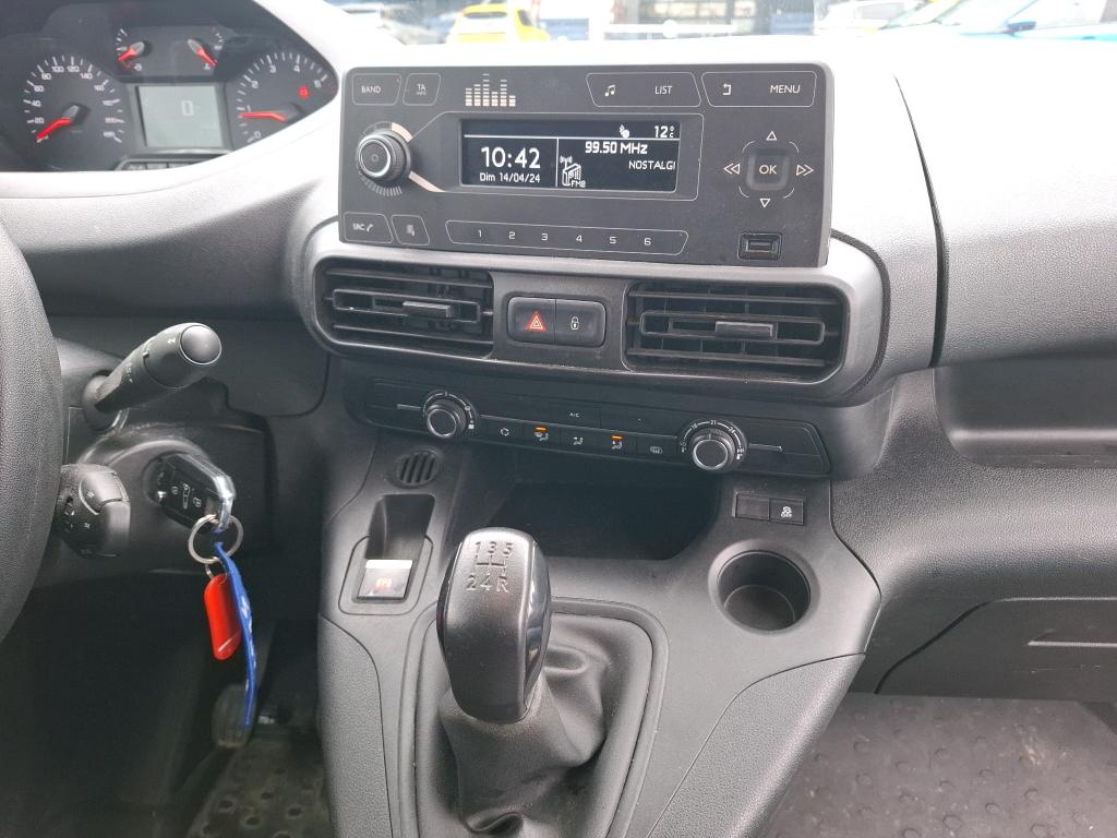 Peugeot PARTNER FOURGON STANDARD 650 KG BLUEHDI 75 BVM5 PREMIUM 2019