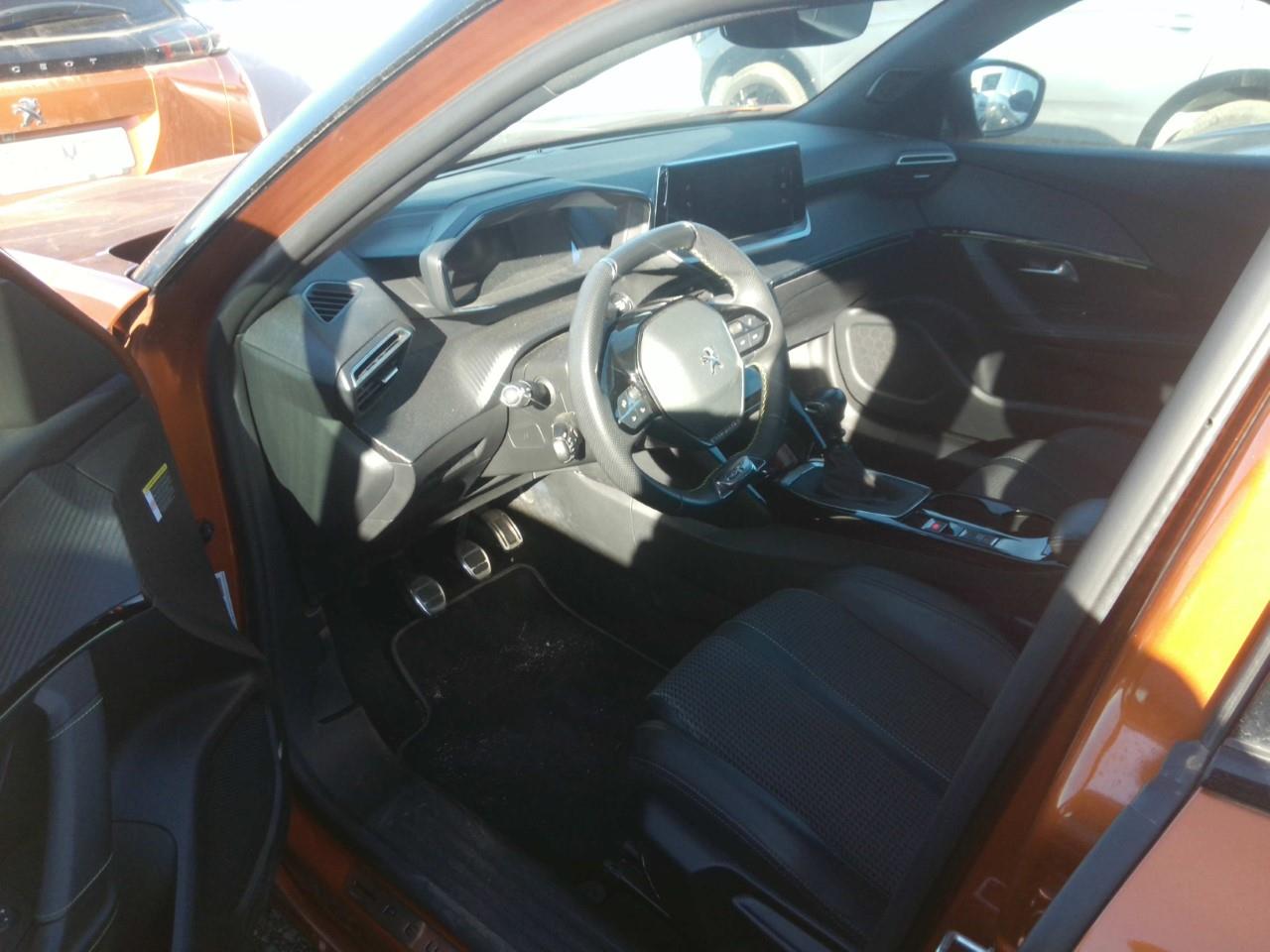 Foto Peugeot 2008 3