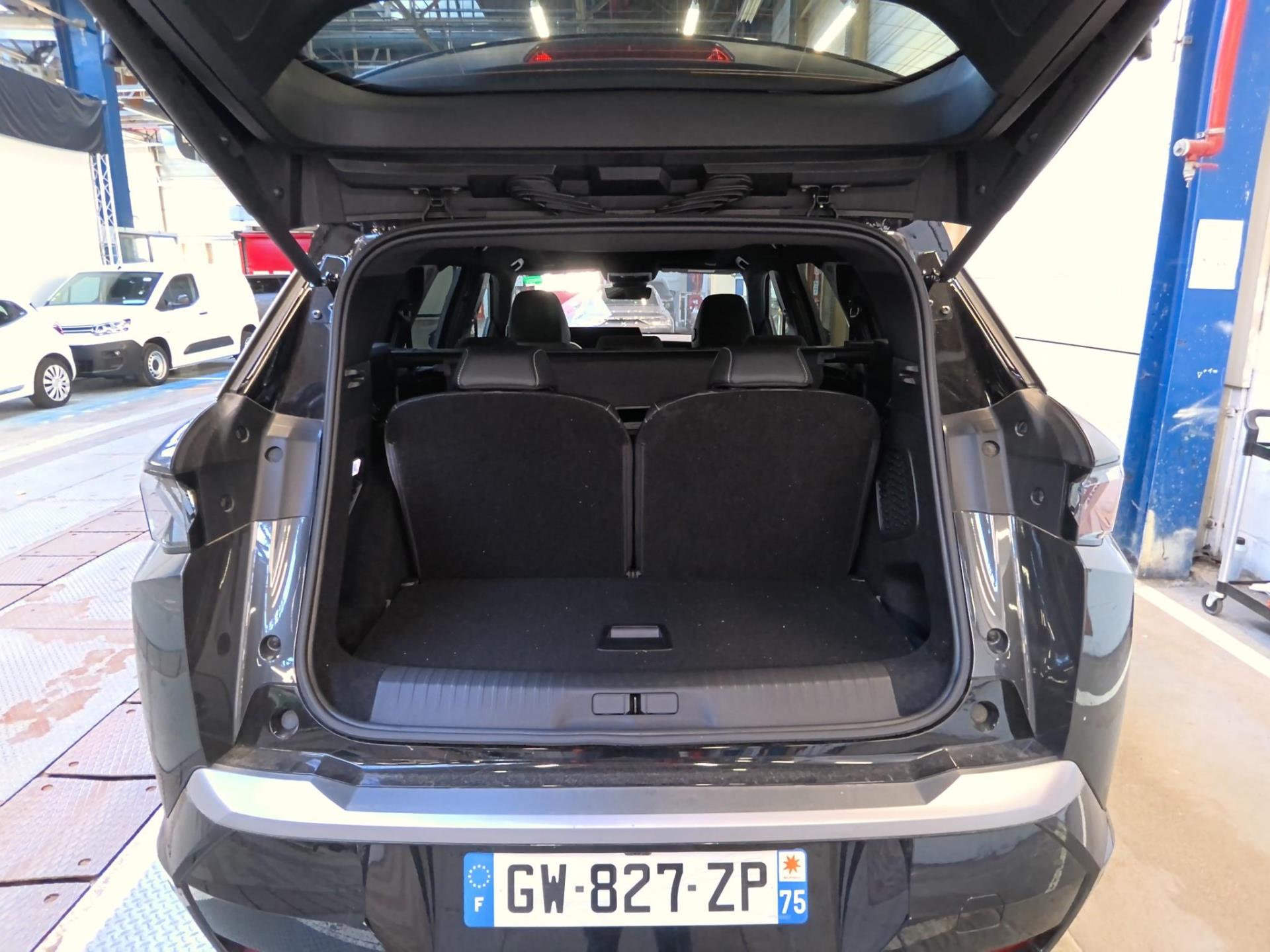 Peugeot 5008 Electrique 73 kWh 210 ch GT 2024
