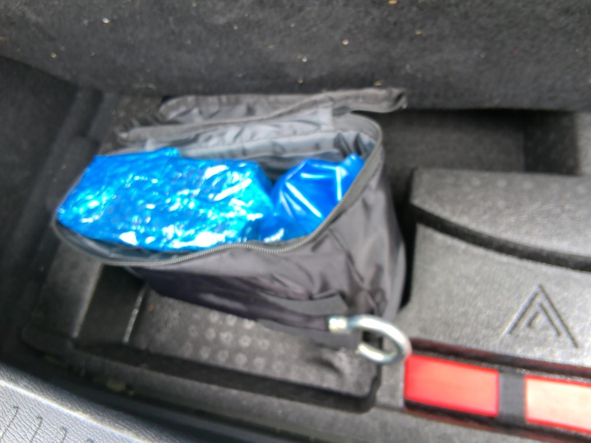 Peugeot 408 Hybrid 136 e-DCS6 Allure 2025