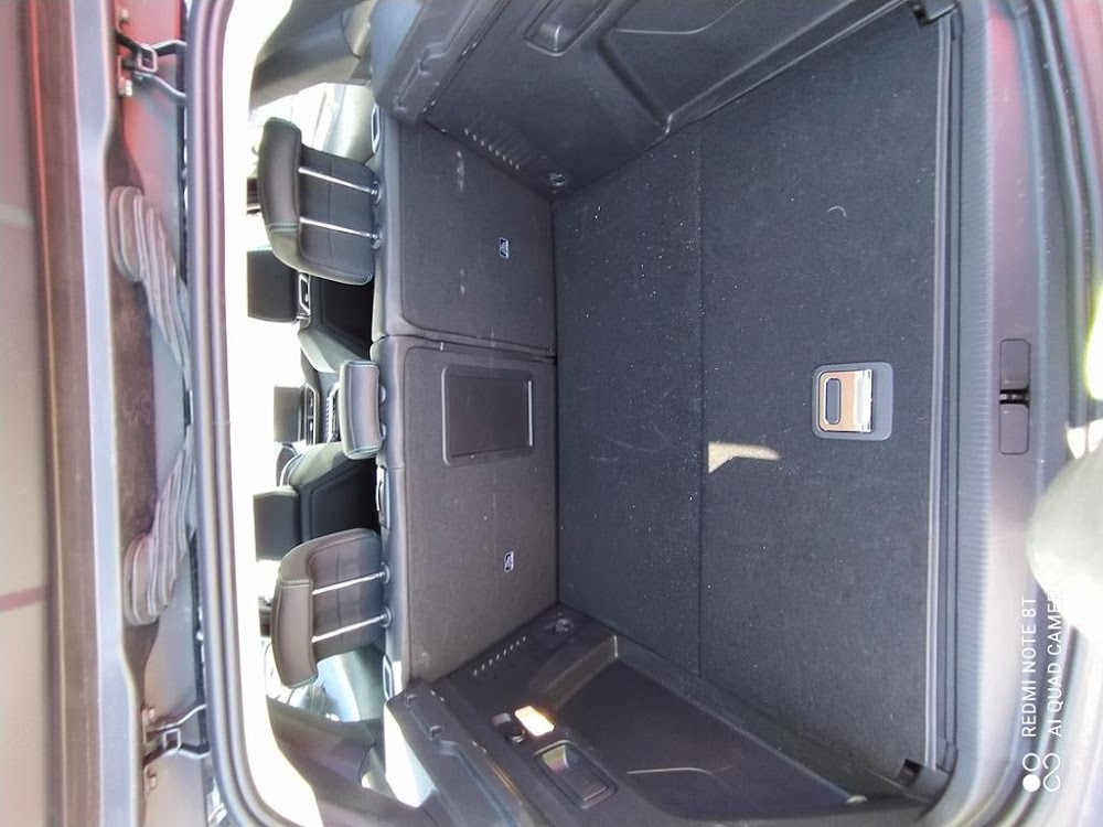 Foto Peugeot 3008 Hybrid 12