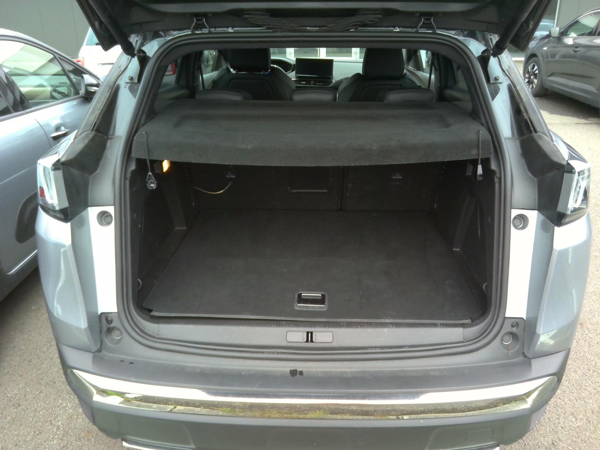 Peugeot 3008 Hybrid4 300 e-EAT8 GT Pack 2022