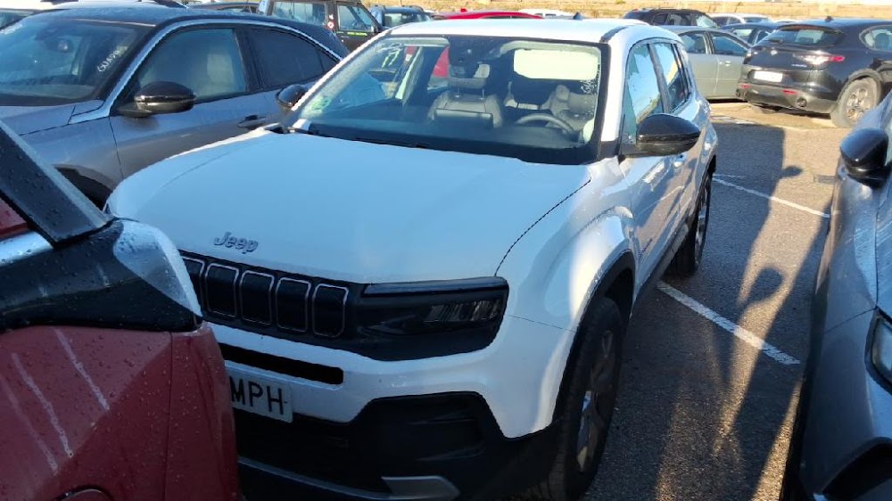 Foto Jeep AVENGER 4