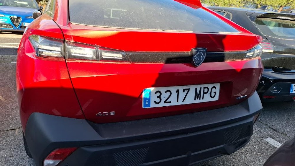 Foto Peugeot 408 1