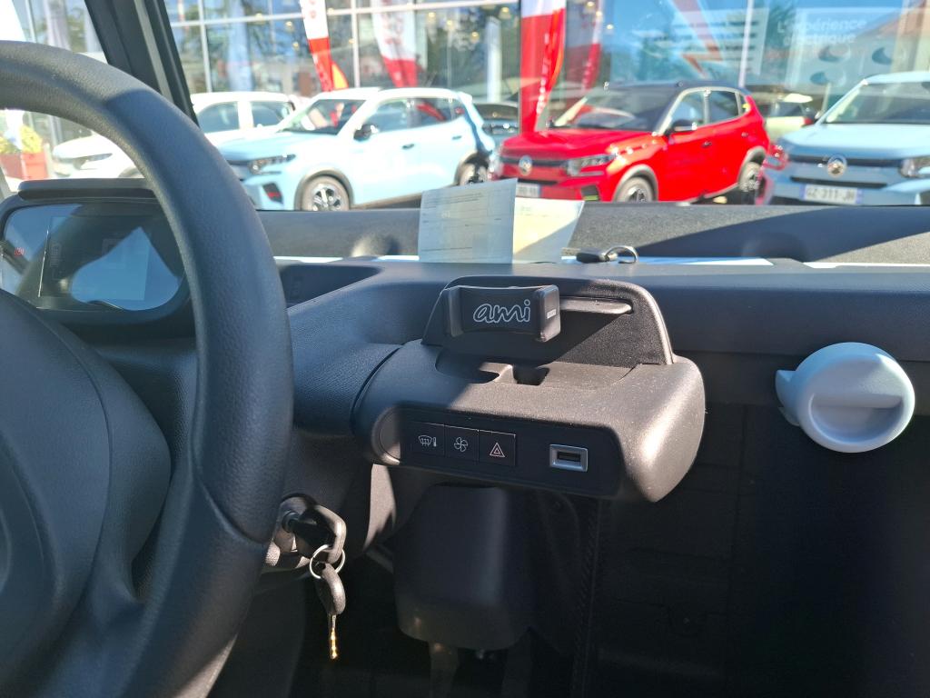 Citroen AMI 