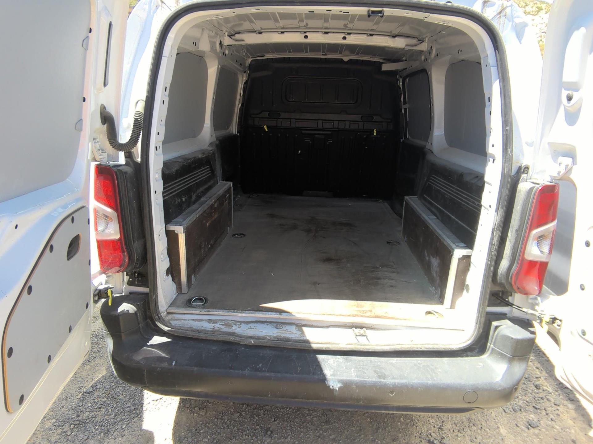 Citroen BERLINGO VAN TAILLE XL 950KG BLUEHDI 100 S&S BVM6 2024