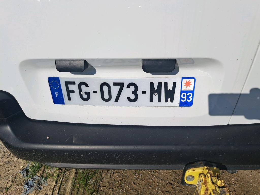 Peugeot PARTNER FOURGON STANDARD 650 KG BLUEHDI 100 S&S BVM5 PREMIUM 2019