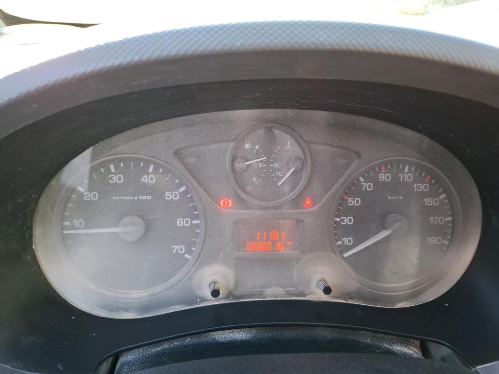 Peugeot PARTNER FOURGON STANDARD 1.6 BLUEHDI 100 BVM5 PREMIUM 2017