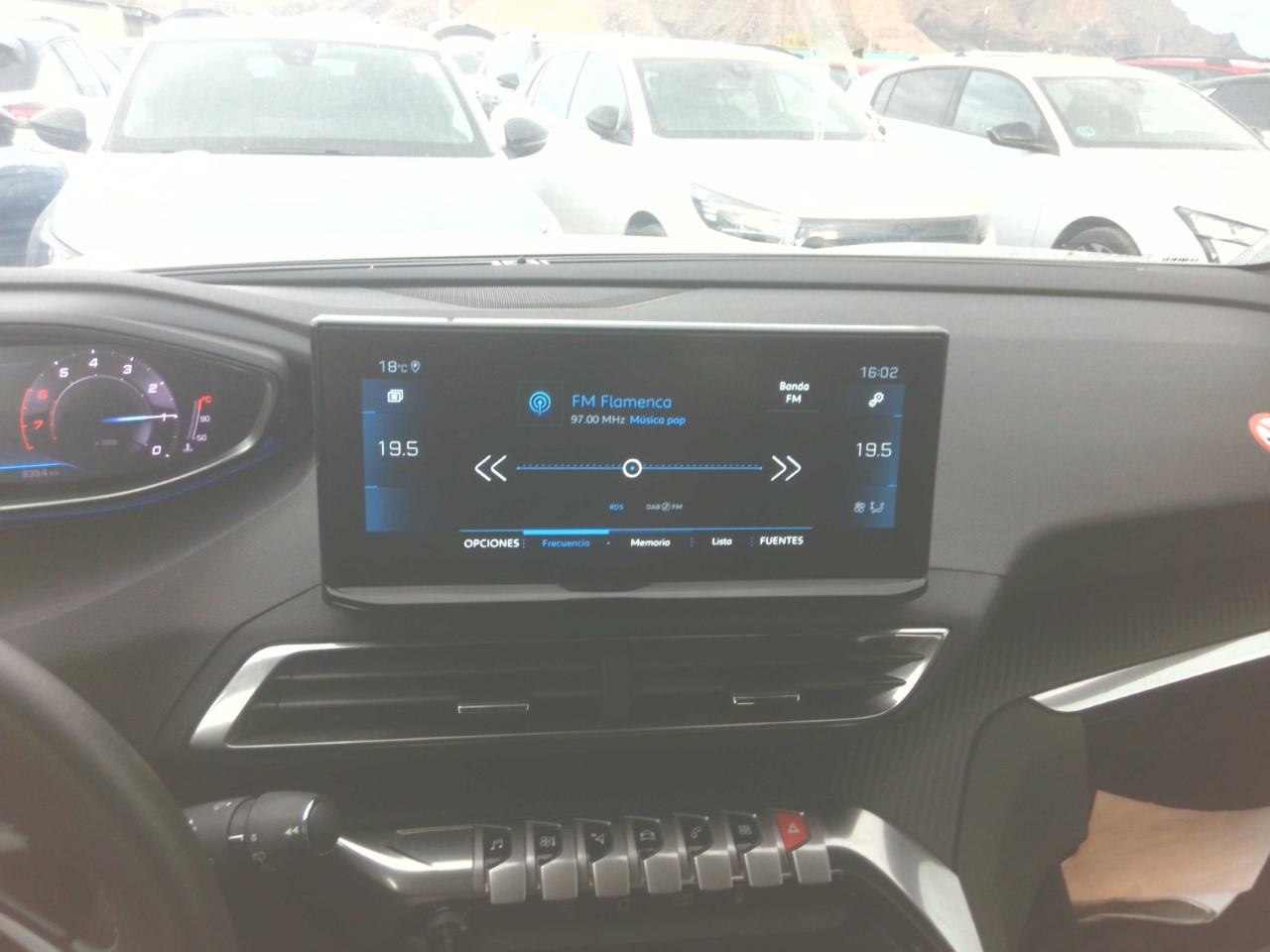 Foto Peugeot 3008 10