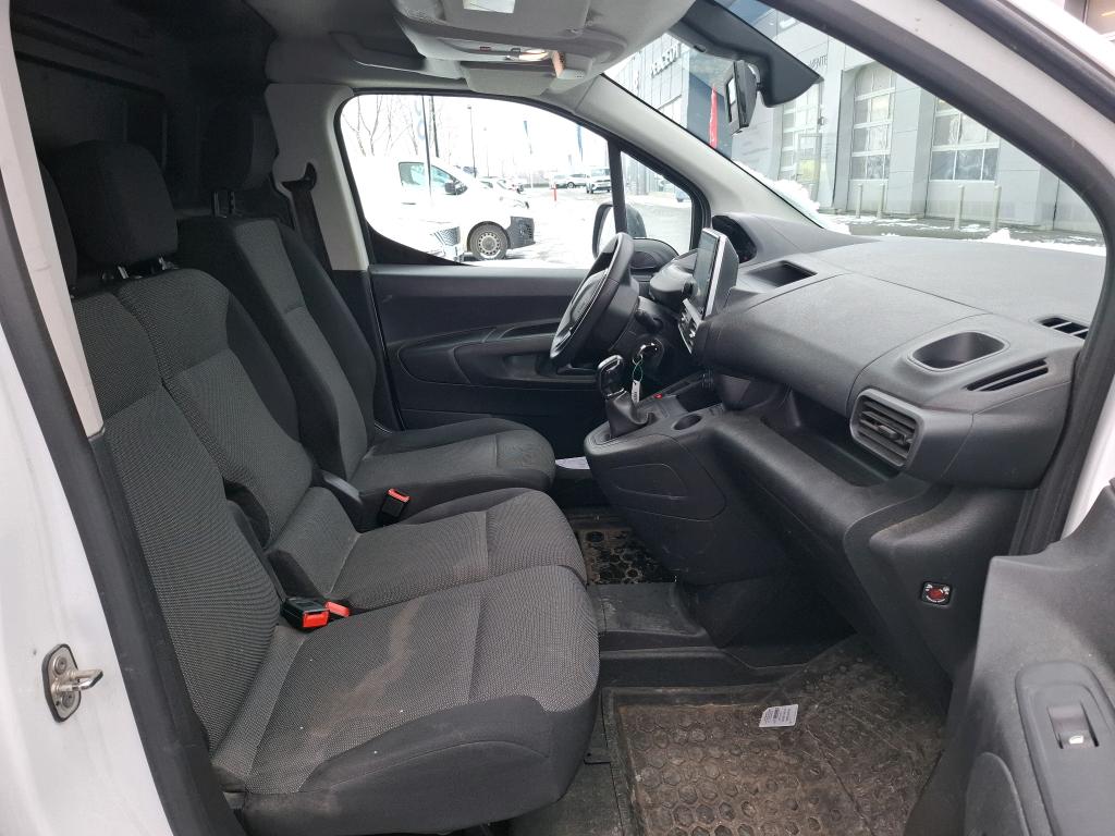 Peugeot PARTNER FOURGON STANDARD 650 KG BLUEHDI 100 S&S BVM5 ASPHALT 2021