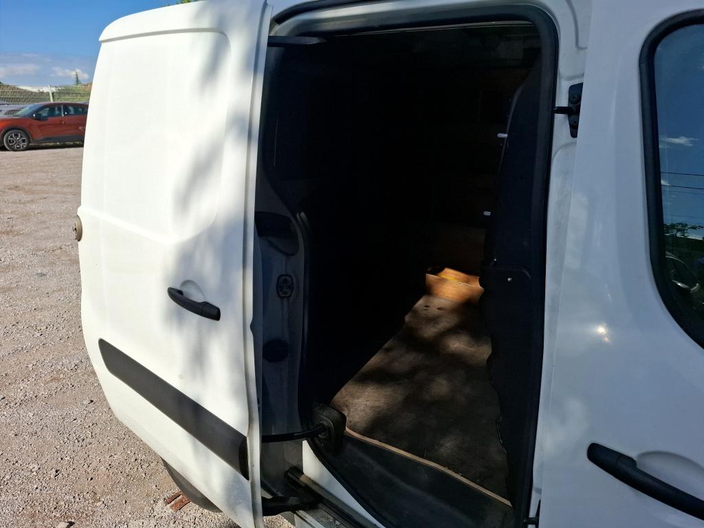 Peugeot PARTNER FOURGON STANDARD 1.6 BLUEHDI 100 BVM5 PREMIUM 2018