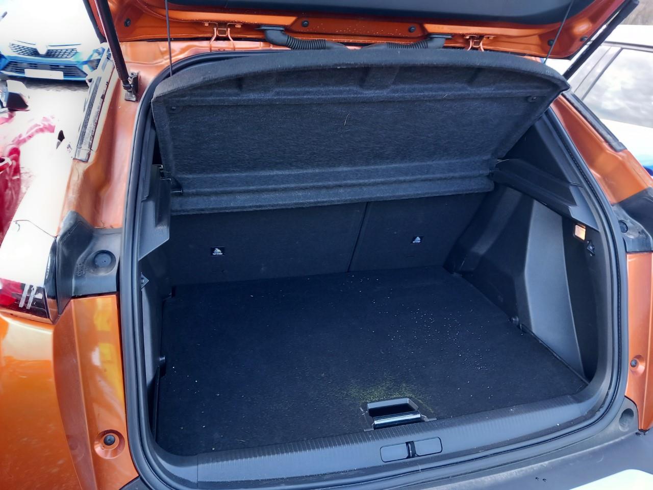 Foto Peugeot 2008 8