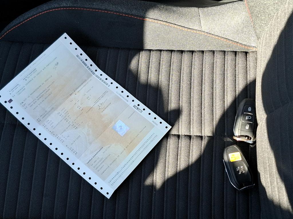 Peugeot 208 ELECTRIQUE 50 KWH 136 ACTIVE BUSINESS R 2022