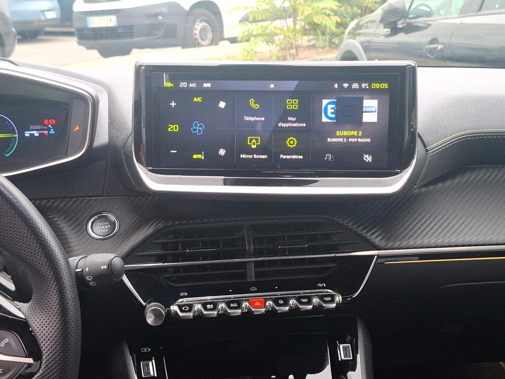 Peugeot 208 Hybrid 100 e-DCS6 GT 2025