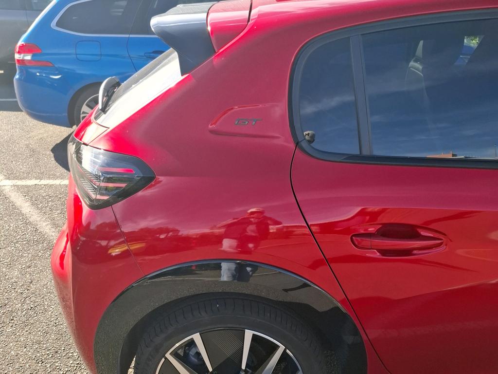 Peugeot 208 Hybrid 145 ch e-DCS6 GT 2025