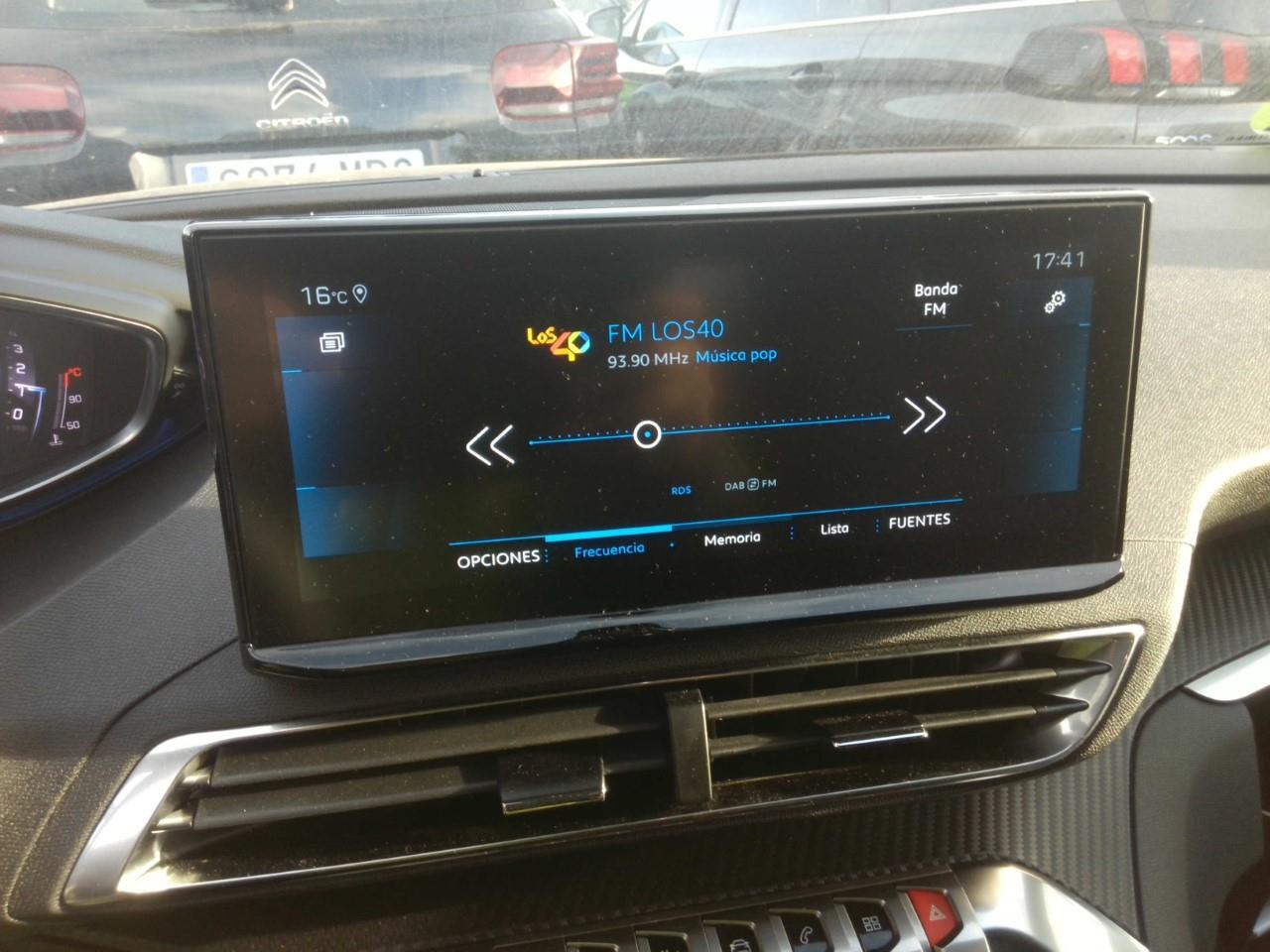 Foto Peugeot 3008 7