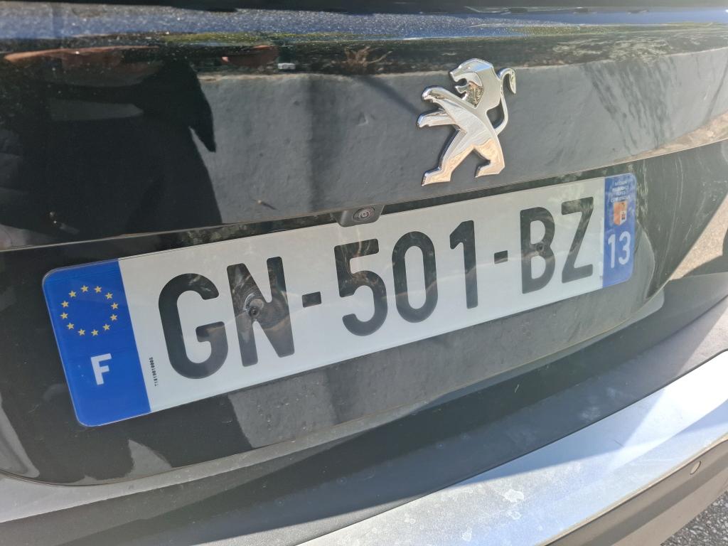 Peugeot 2008 BlueHDi 130 S&S EAT8 Allure 2023