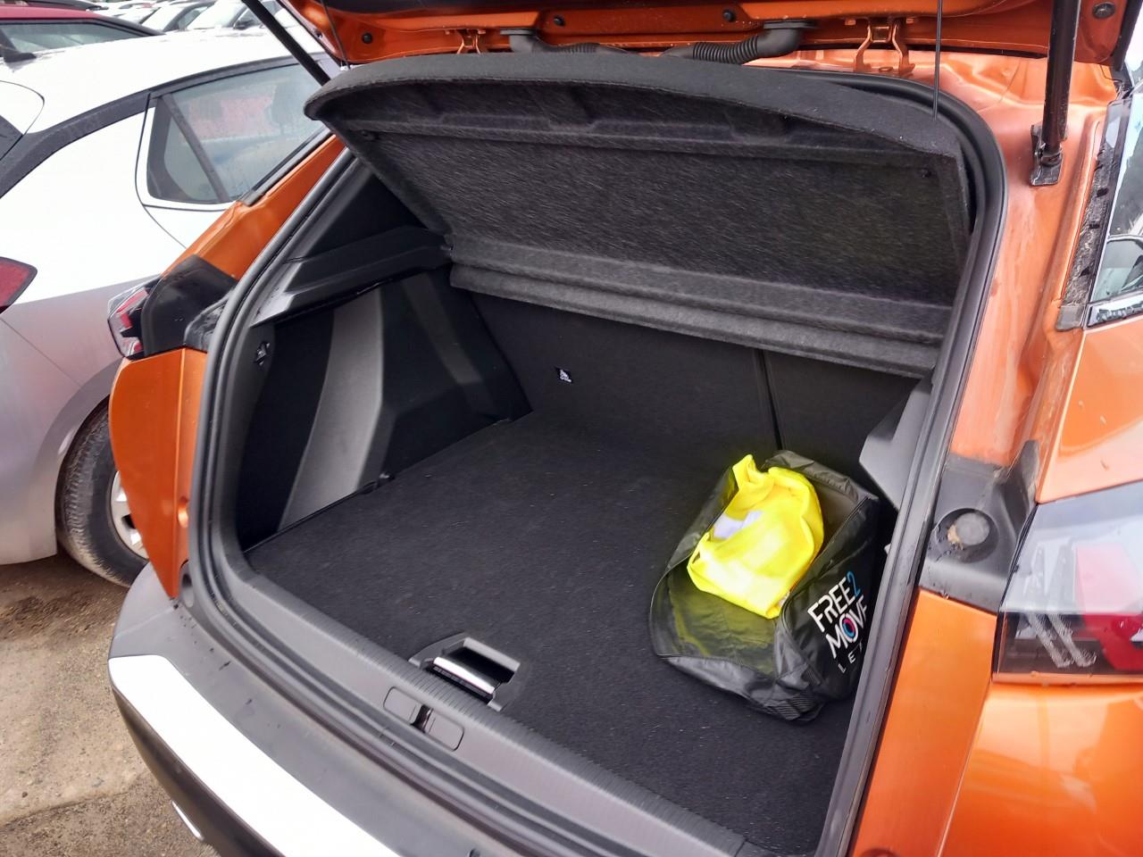 Foto Peugeot 2008 8