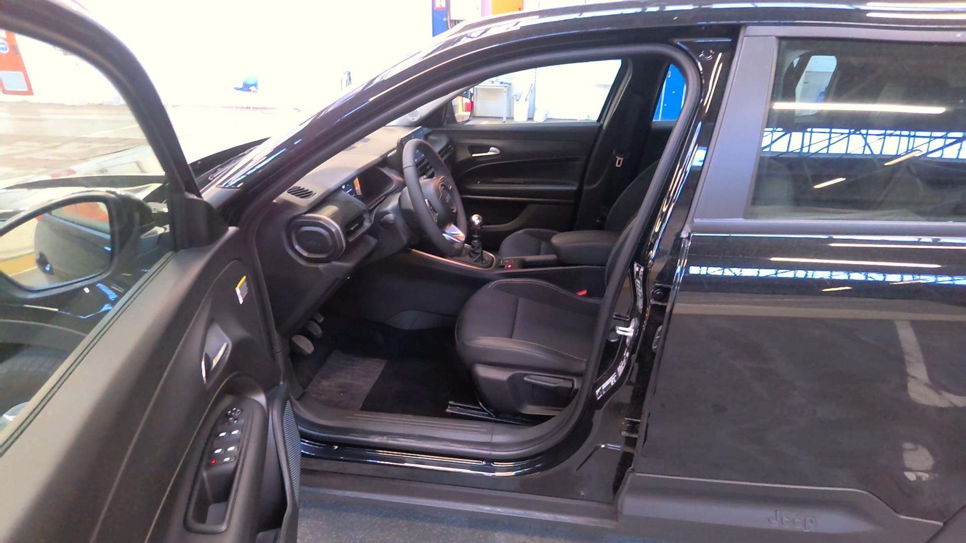JEEP Avenger 1.2 Turbo T3 100 ch Altitude 2025