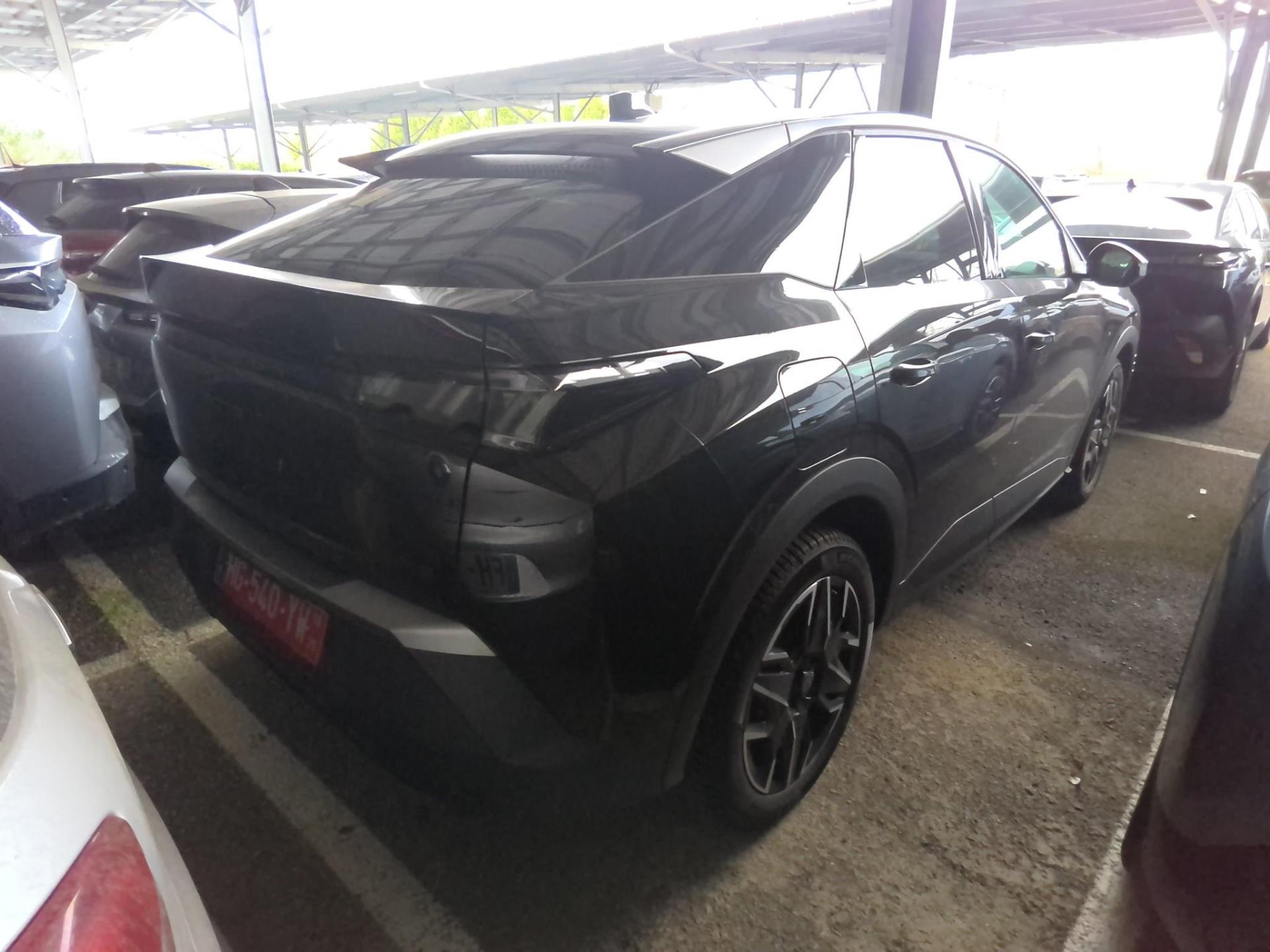 Peugeot 3008 Hybrid 145 e-DCS6 Allure Business 2025