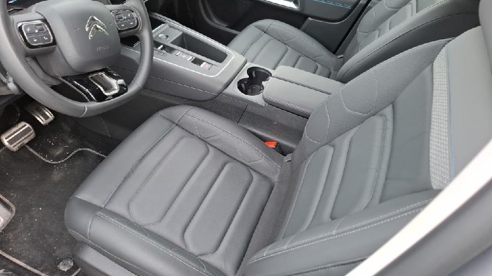 Foto Citroën C5 Aircross Hybrid 15