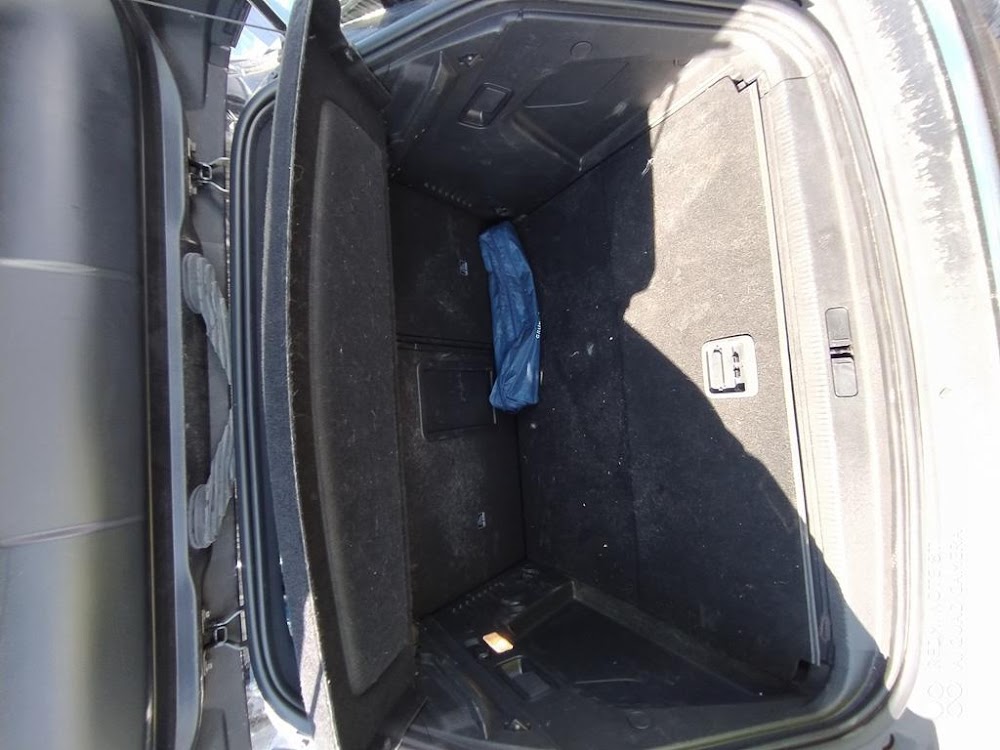Foto Peugeot 3008 Hybrid 12
