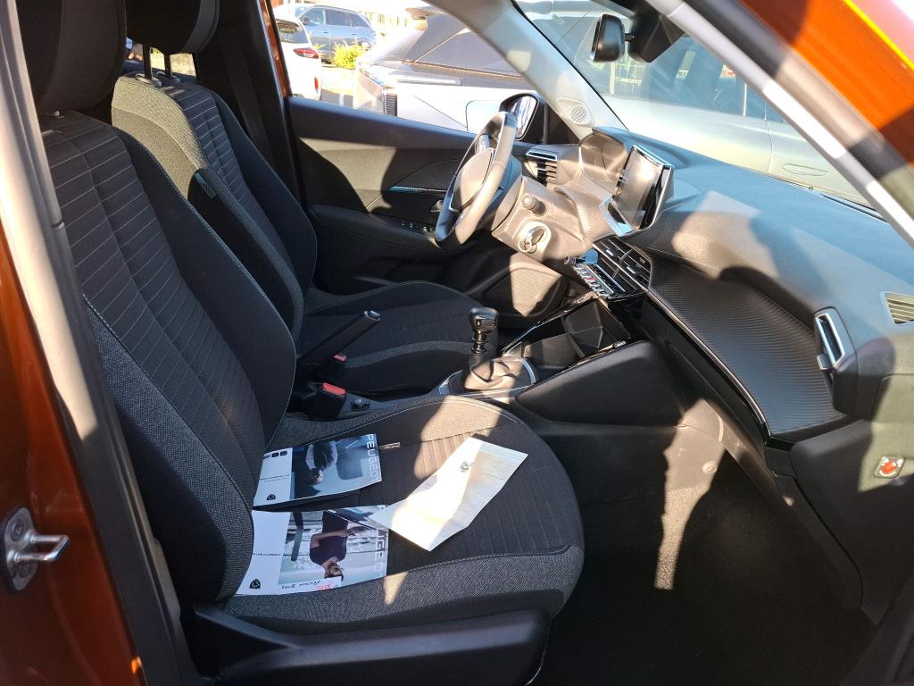 Peugeot 2008 PureTech 100 S&S BVM6 Style 2022