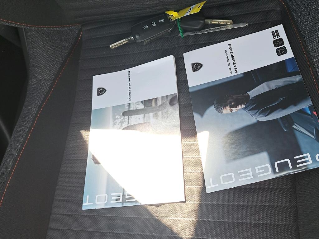 Peugeot 2008 BlueHDi 110 S&S BVM6 Active Pack 2022