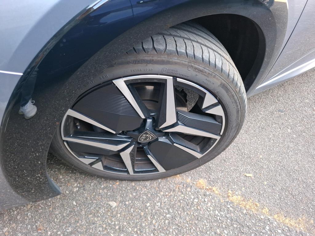 Peugeot 208 Hybrid 110 e-DCS6 GT 2025
