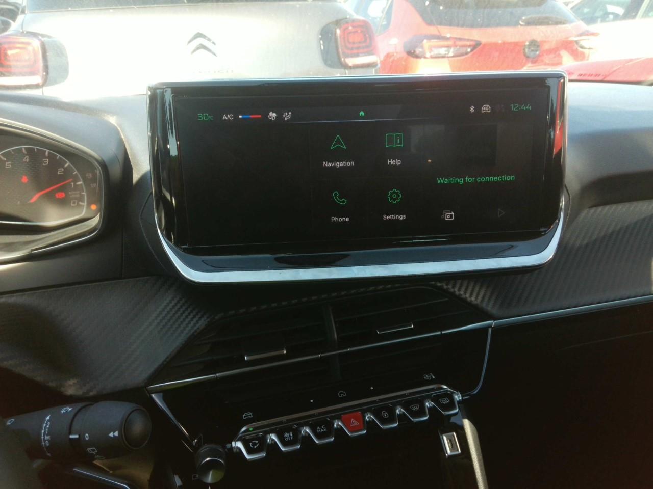 Foto Peugeot 208 9