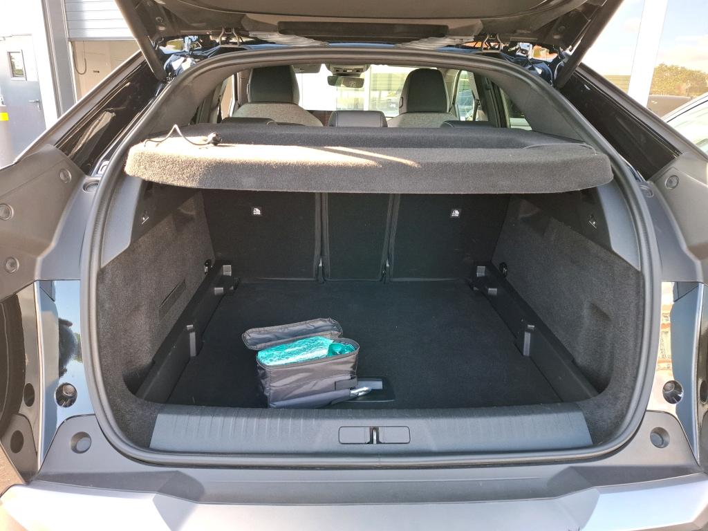 Peugeot 3008 Hybrid 145 e-DCS6 GT 2025