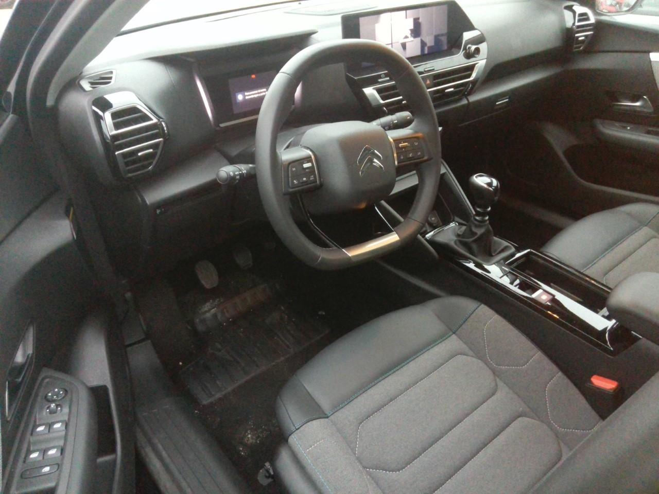 Foto Citroën C4 X 3