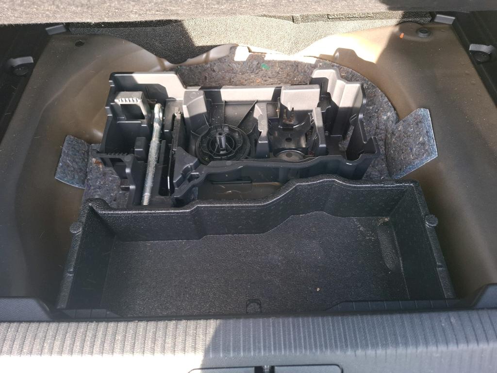 Peugeot 2008 PureTech 130 S&S EAT8 Allure 2023