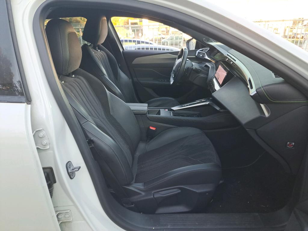 Peugeot 308 BlueHDi 130ch S&S EAT8 GT 2022