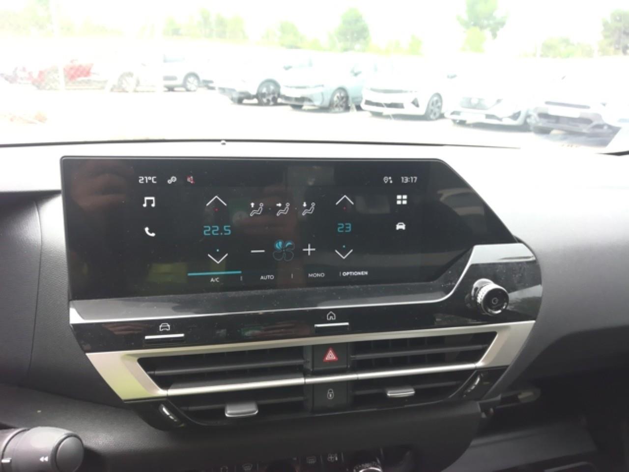 Foto Citroën C 4 X 8