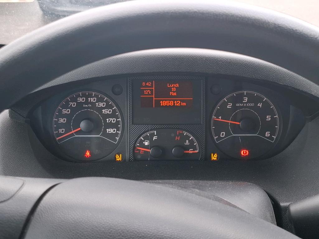 Peugeot BOXER TOLE 330 L1H1 BLUEHDI 120 S&S ASPHALT 2021