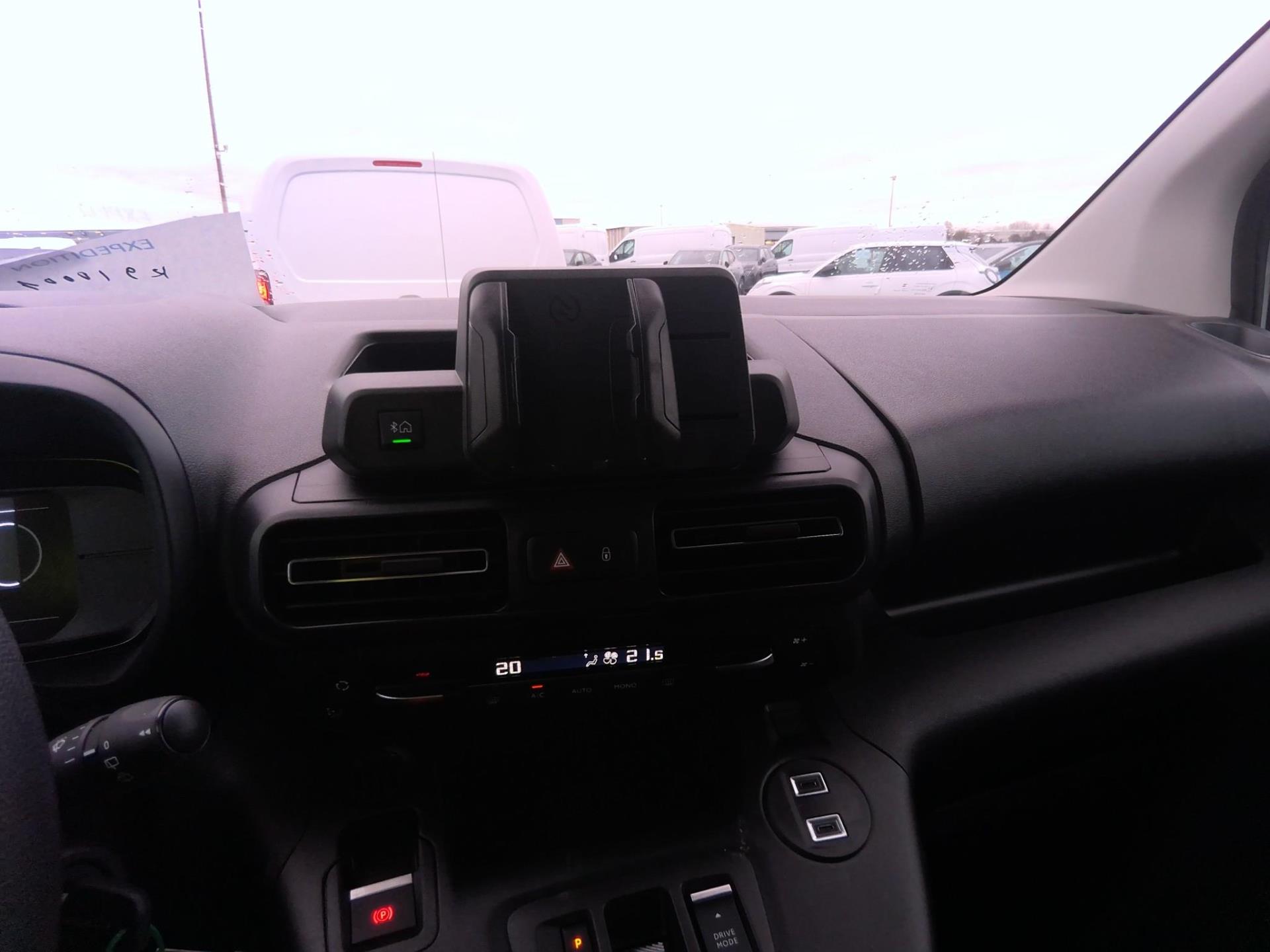 Citroen E-BERLINGO VAN TAILLE XL 700KG 136 CH BATTERIE 54 KWH  2025