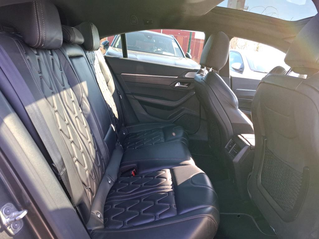 Peugeot 508 Hybrid 225 e-EAT8 GT 2021
