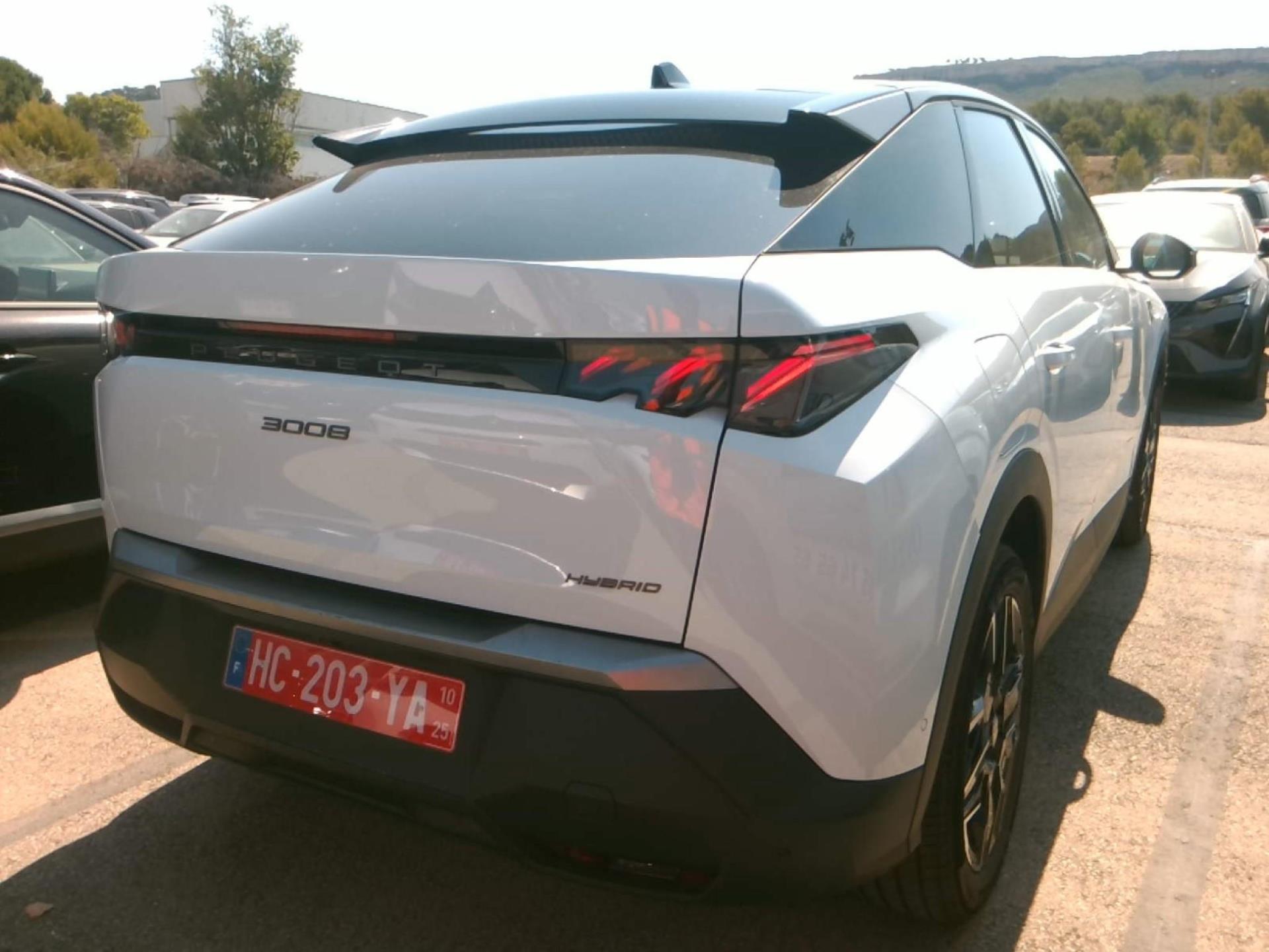 Peugeot 3008 Hybrid 145 e-DCS6 GT 2025