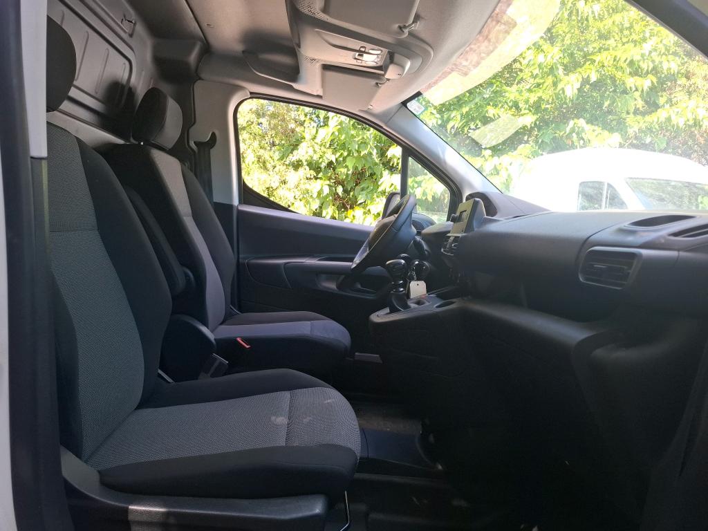 Peugeot PARTNER FOURGON STANDARD 650 KG BLUEHDI 130 S&S BVM6 PREMIUM 2019