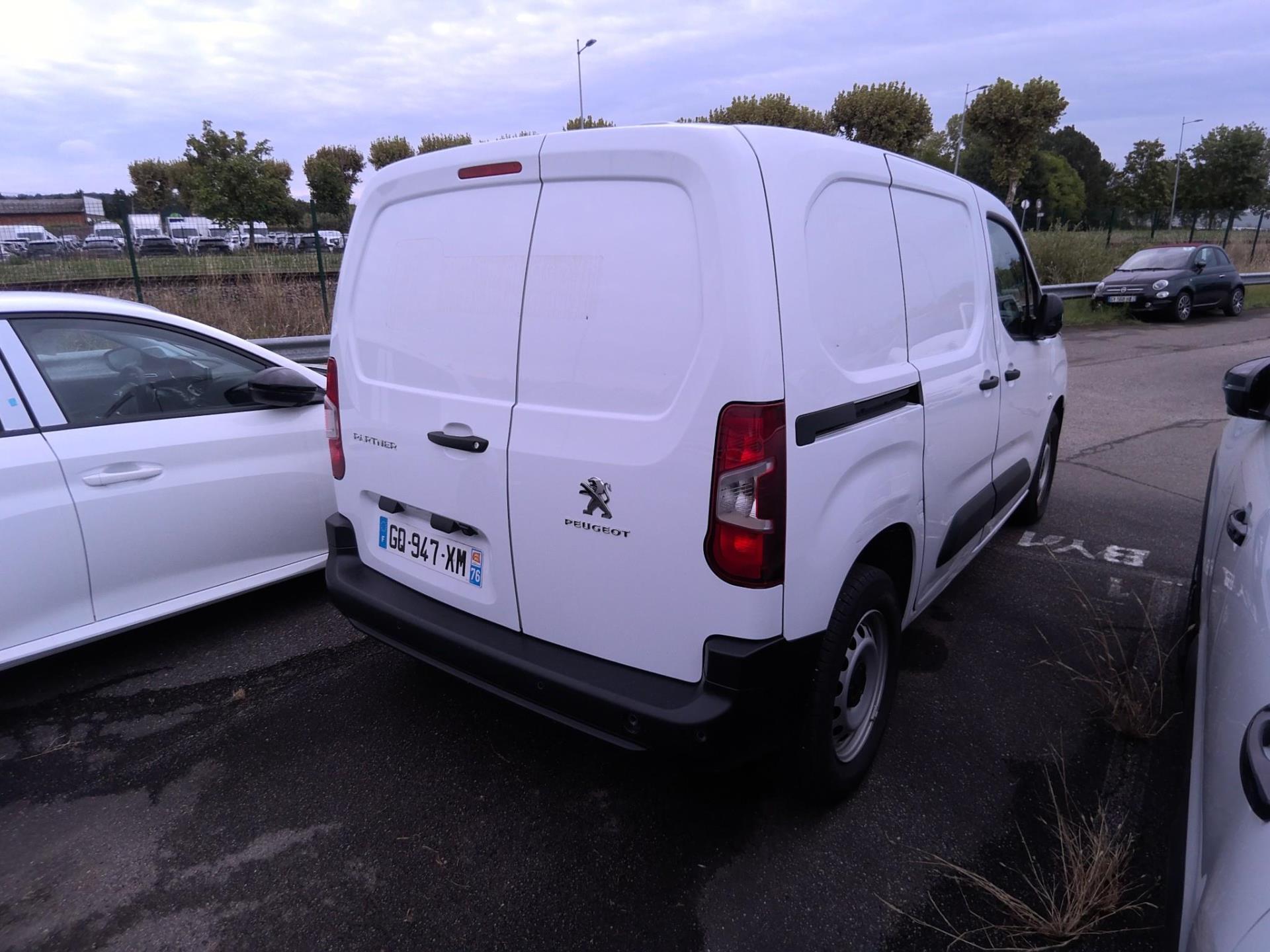 Peugeot PARTNER FOURGON M 950 KG BLUEHDI 100 S&S BVM6 2023