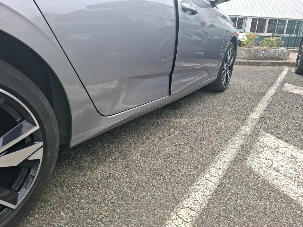 Peugeot 308 PHEV 180 e-EAT8 Active Pack 2022