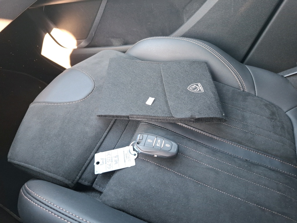 Peugeot 3008 Hybrid 225 e-EAT8 GT Pack 2022