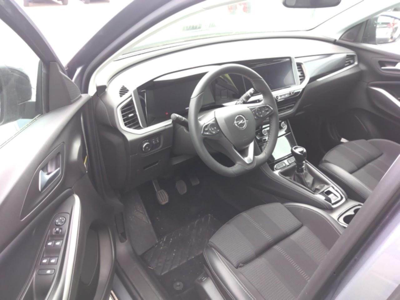 Foto Opel Grandland 10