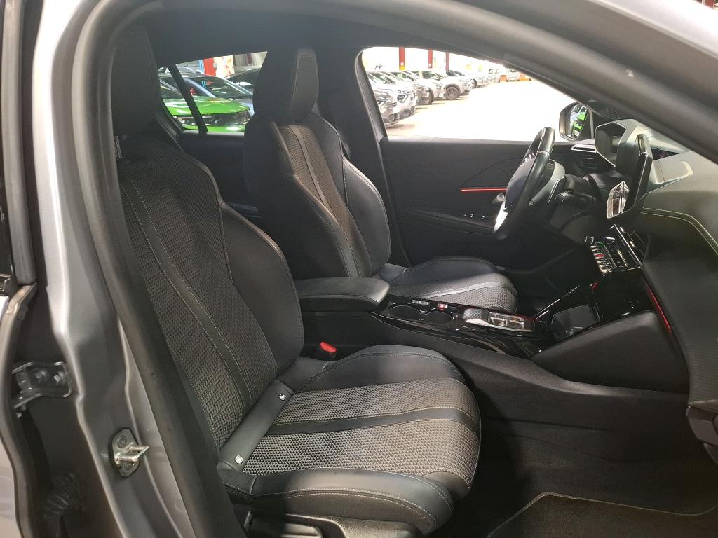 Peugeot 208 PureTech 130 S&S EAT8 GT 2022