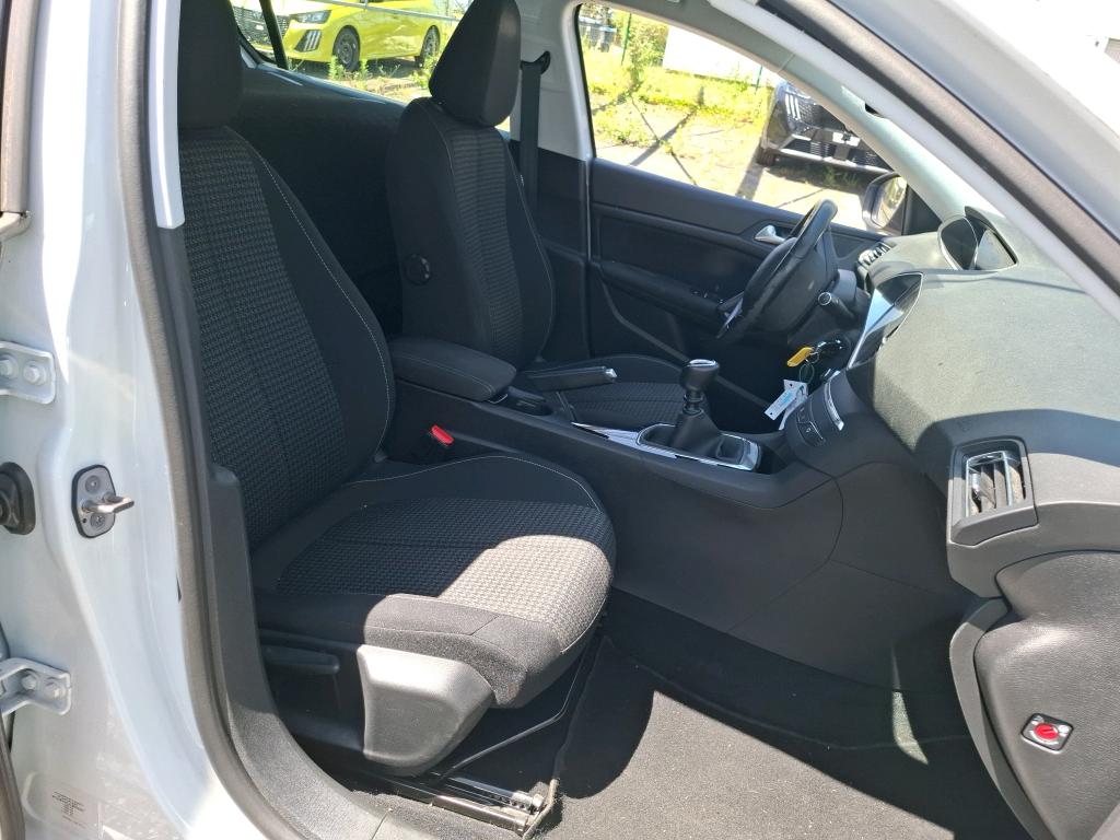 Peugeot 308 BlueHDi 130ch S&S BVM6 Active Business 2020